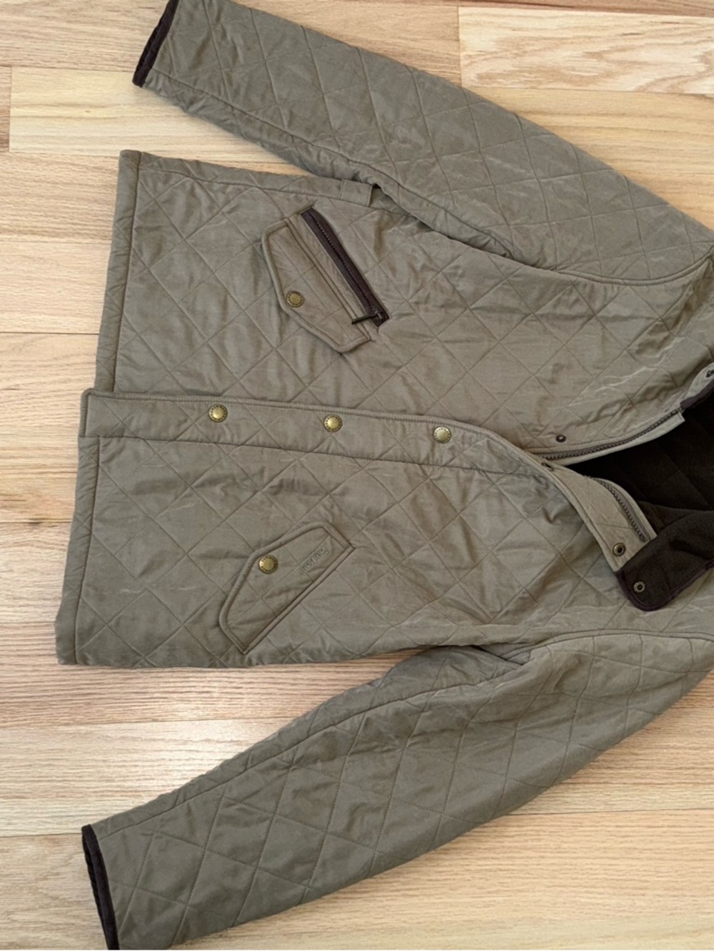 Barbour Quilted Lightweight Jacket in Olive Green